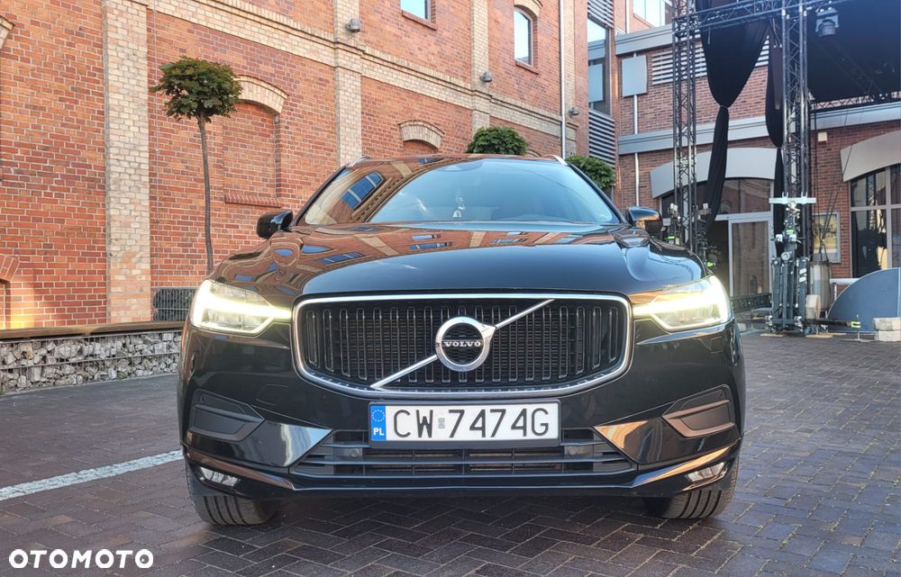 Volvo XC 60 D4 Momentum Pro - 3