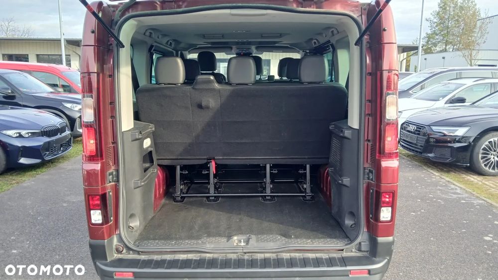 Renault Trafic - 18
