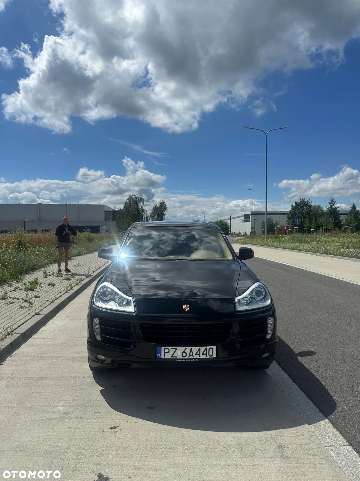 Porsche Cayenne - 1