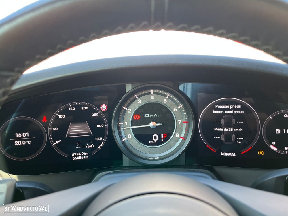 Porsche 911 (992) Turbo - 32