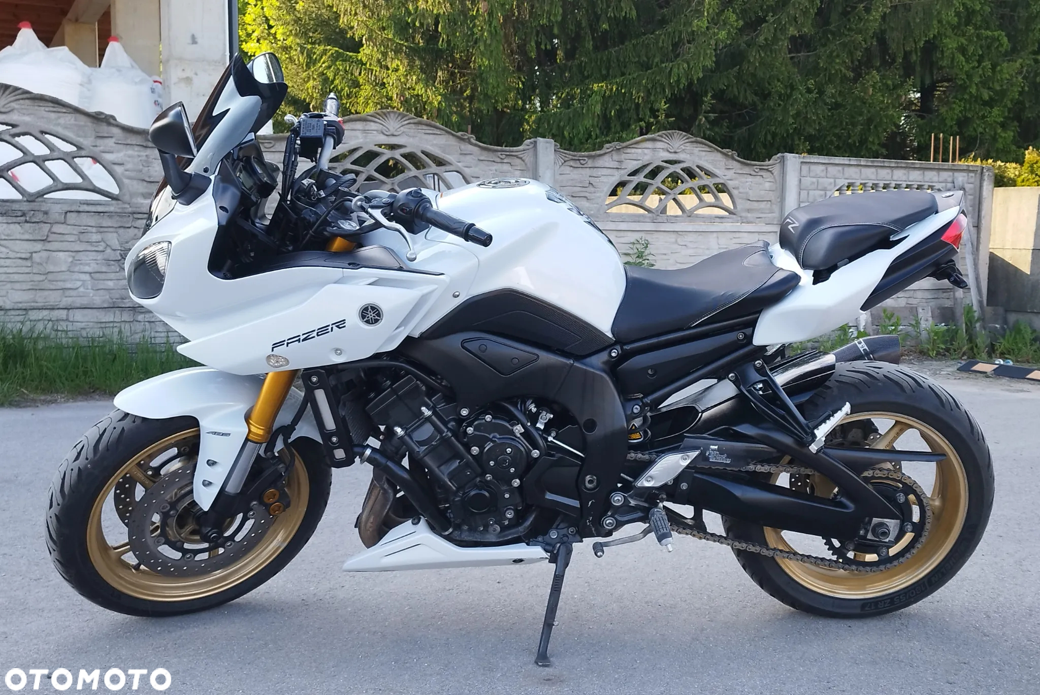 Yamaha FZ8 - 5