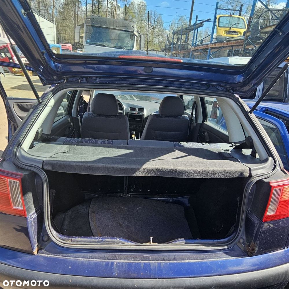 Seat Ibiza 1,4 KAT (2002r) 1,4 B 44 kW / 60 KM - 6