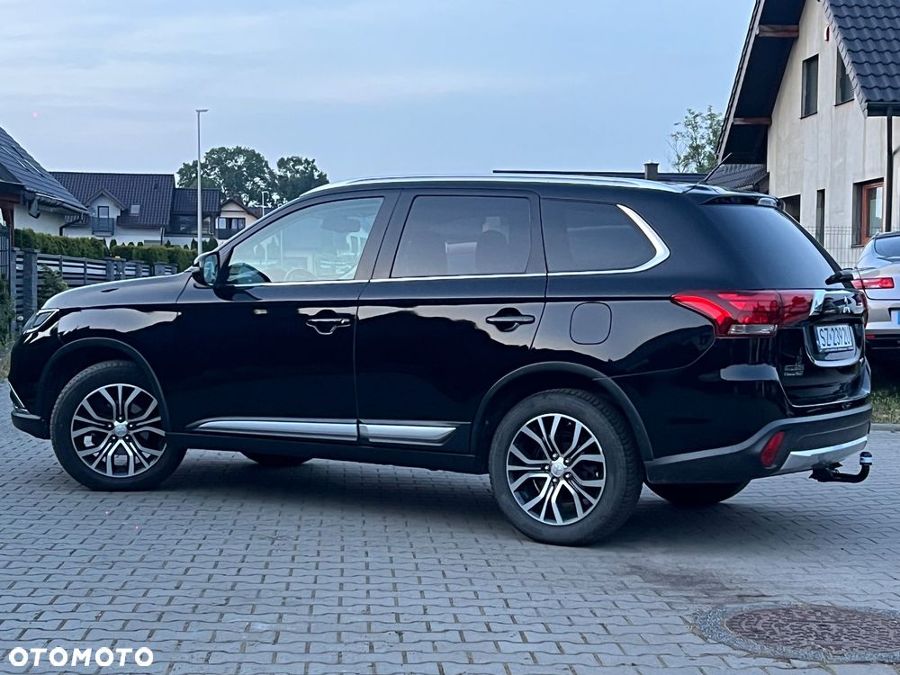 Mitsubishi Outlander 2.2 DI-D 2WD Invite - 11