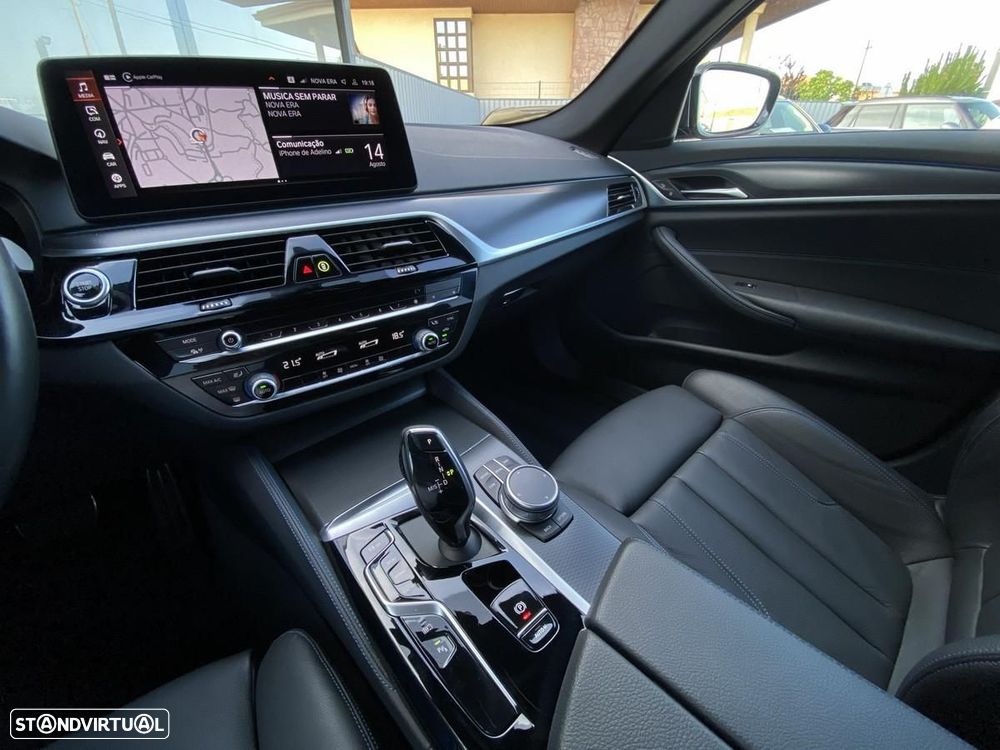 BMW 520 e Pack M - 13