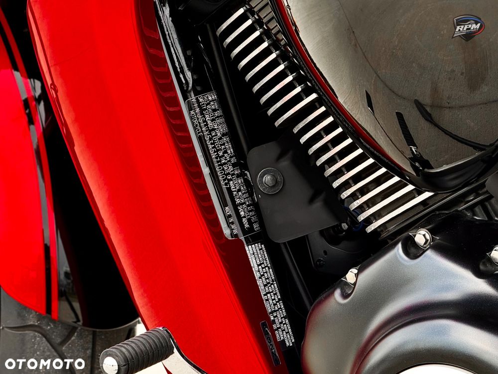 Suzuki Boulevard - 35