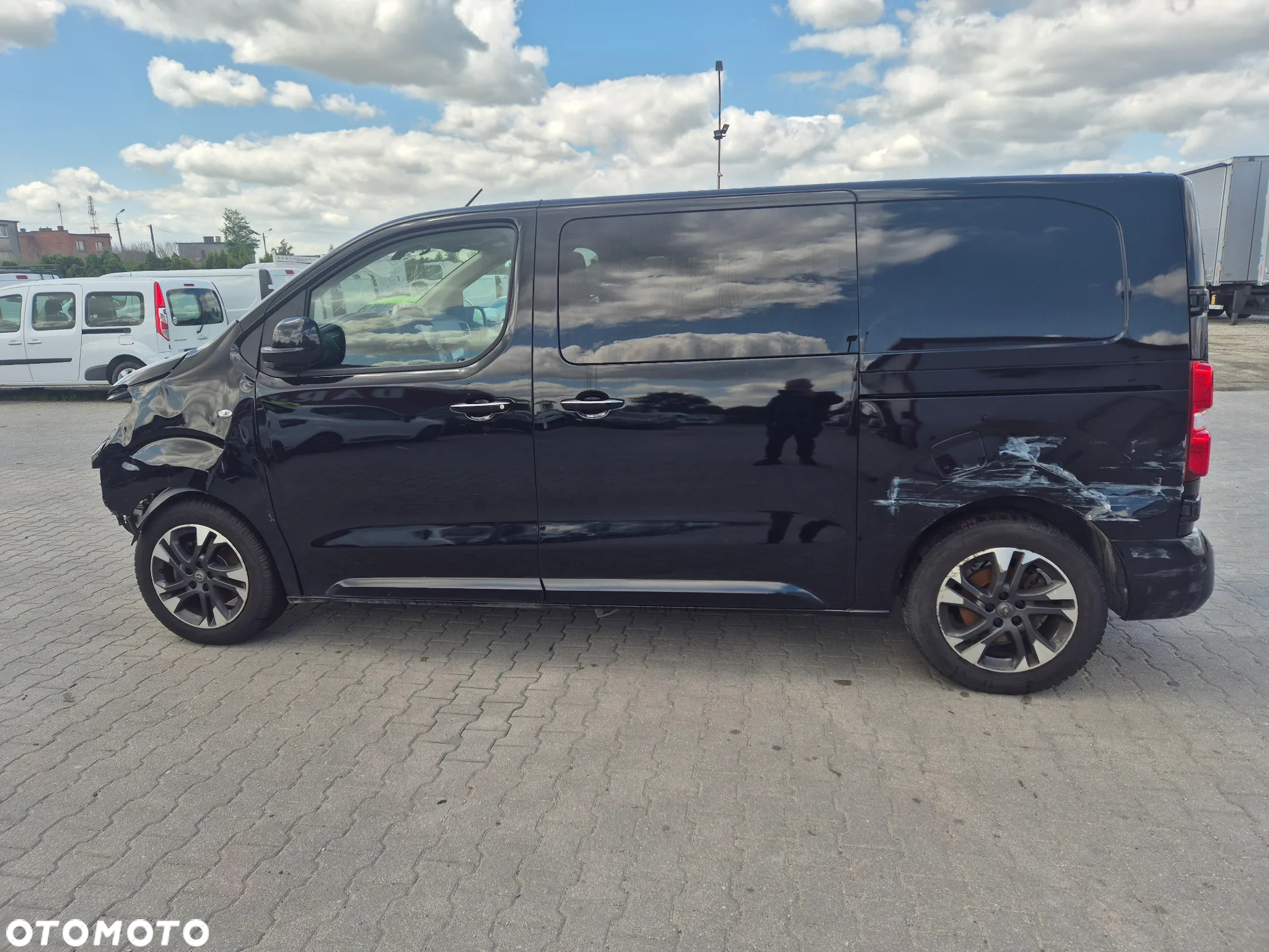 Opel Vivaro 2.0 BlueHDi 180 Standard S&S EAT8 - 5