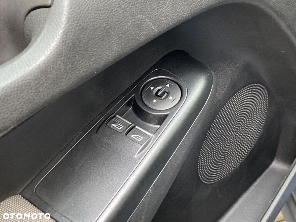 Ford Tourneo Courier - 9