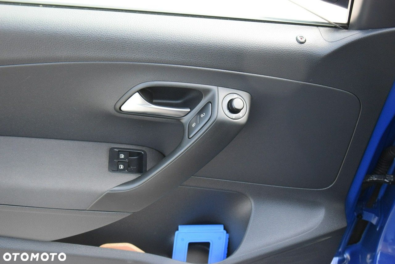 Volkswagen Polo 1.2 Style - 22