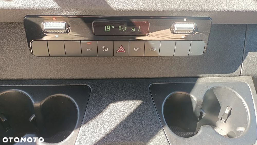 Mercedes-Benz SPRINTER - 17