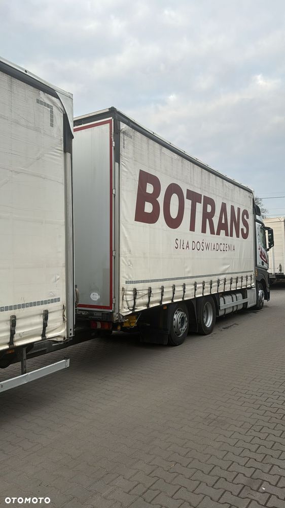 Mercedes-Benz Actros Jumbo Mega Tandem - 4