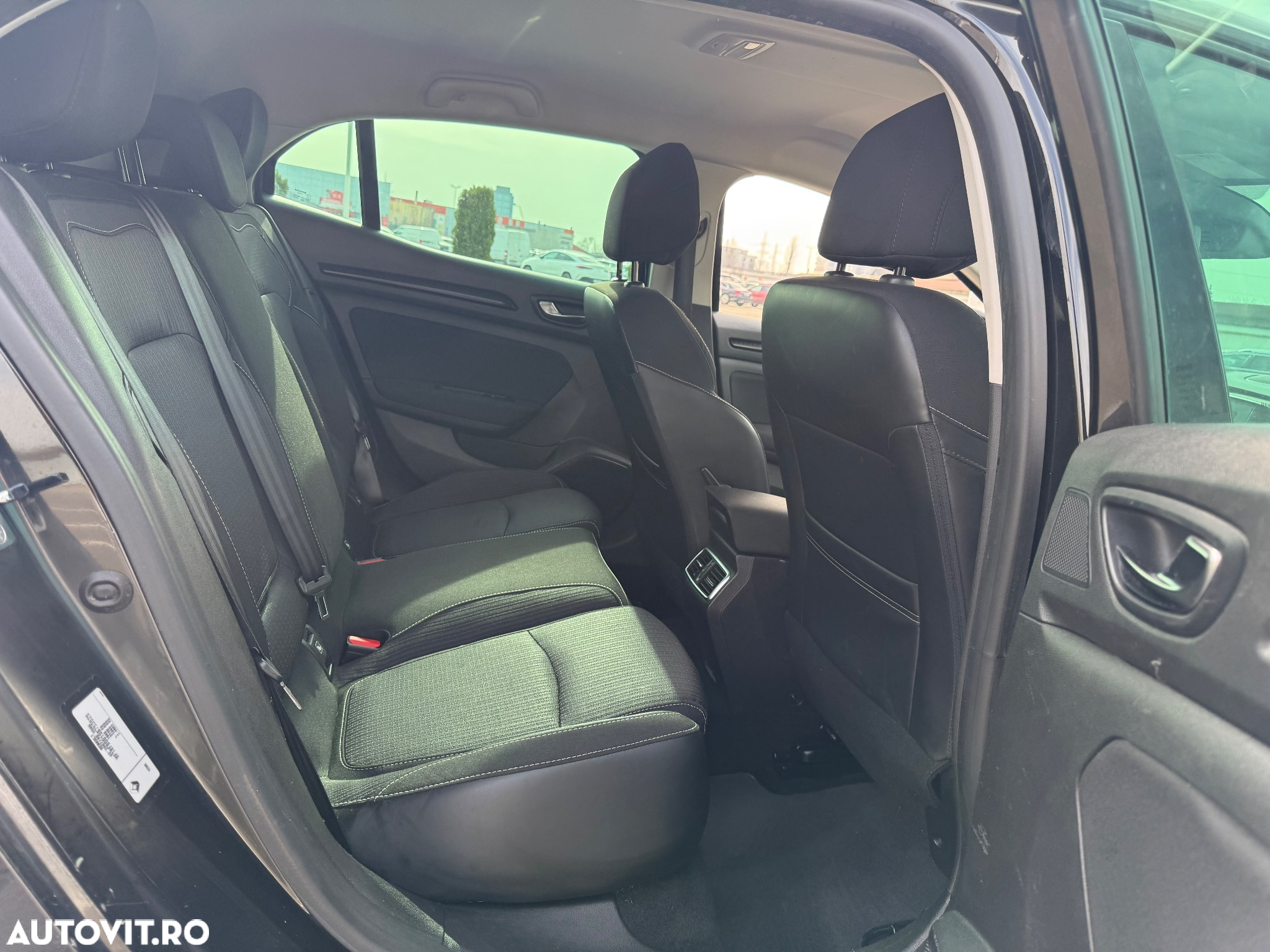Renault Megane ENERGY dCi 110 ECO2 BUSINESS - 27