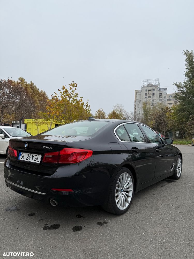 BMW Seria 5 520i AT - 6