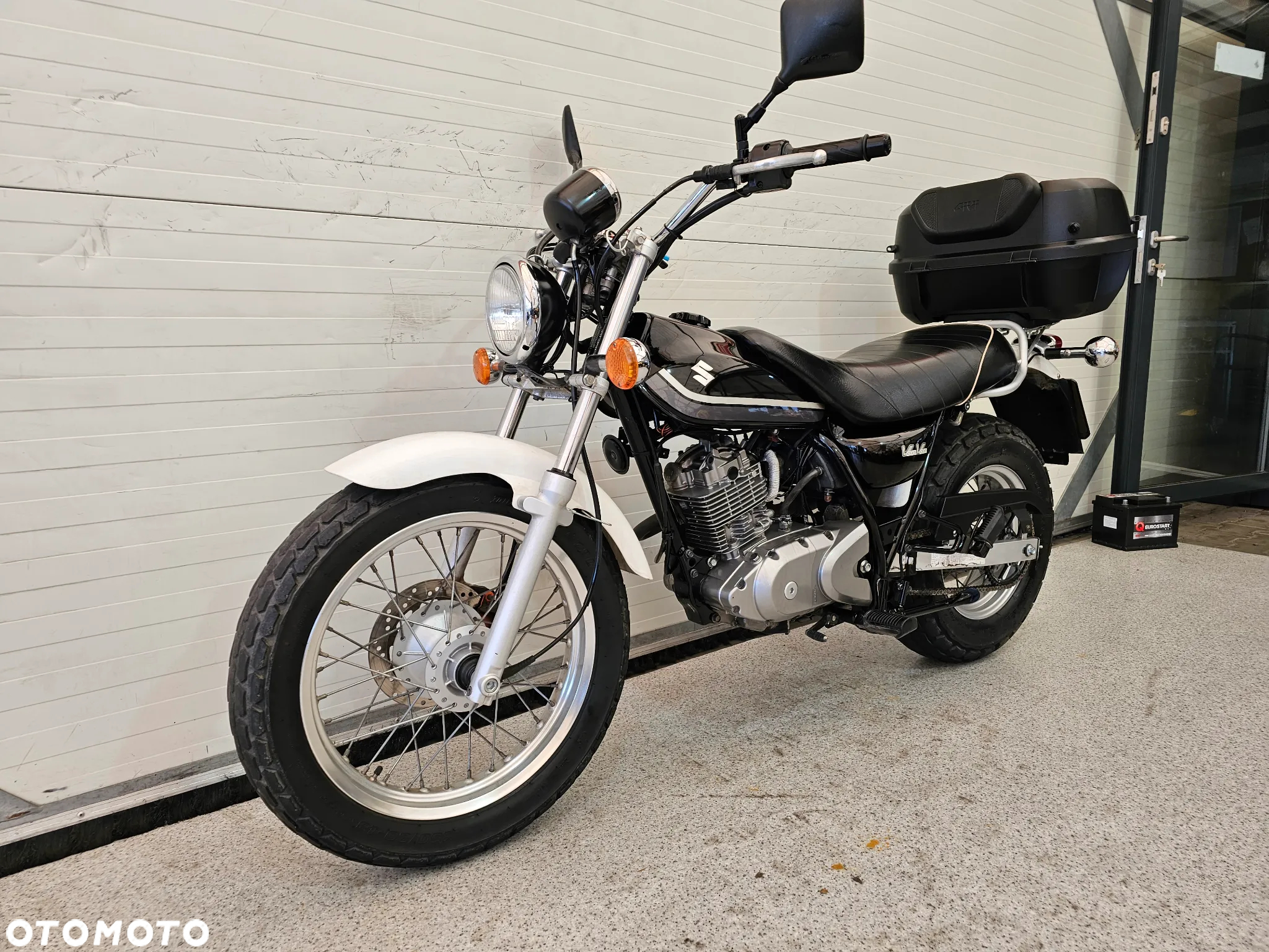 Suzuki RV - 2
