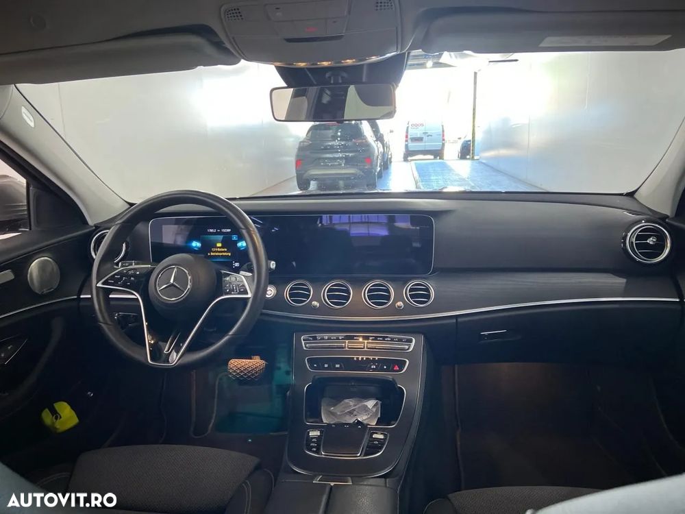 Mercedes-Benz E 220 d T 9G-TRONIC Avantgarde - 8