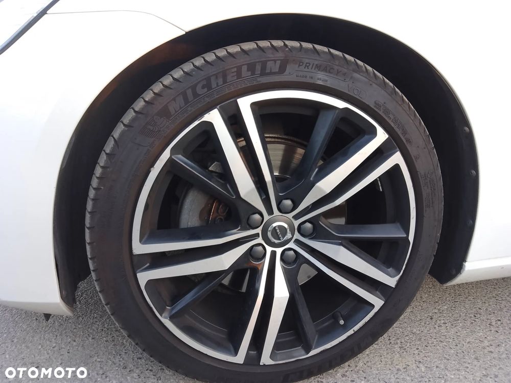 Volvo V60 T4 R-Design - 8