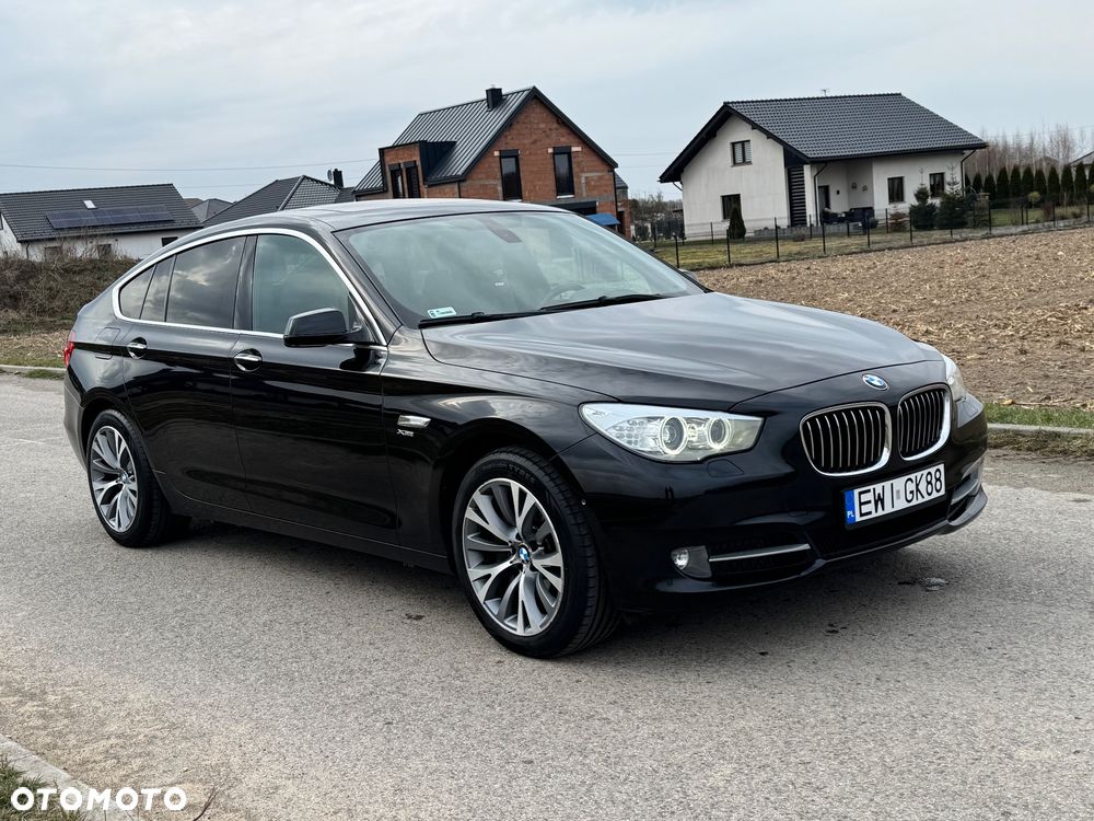 BMW 5GT - 1