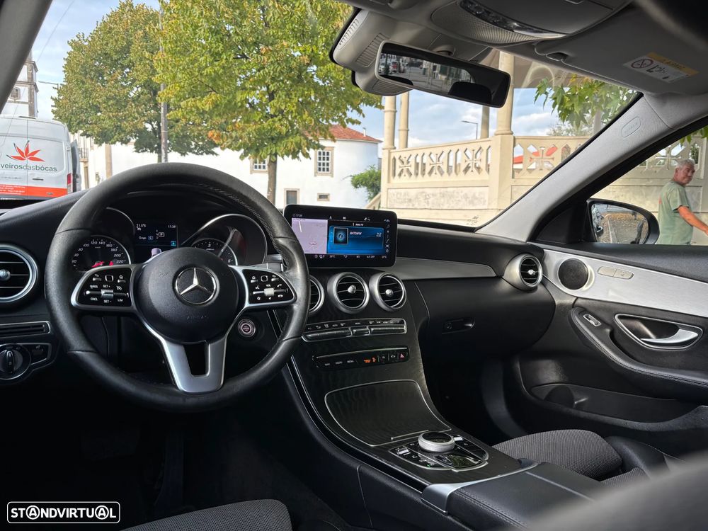 Mercedes-Benz C 200 - 13