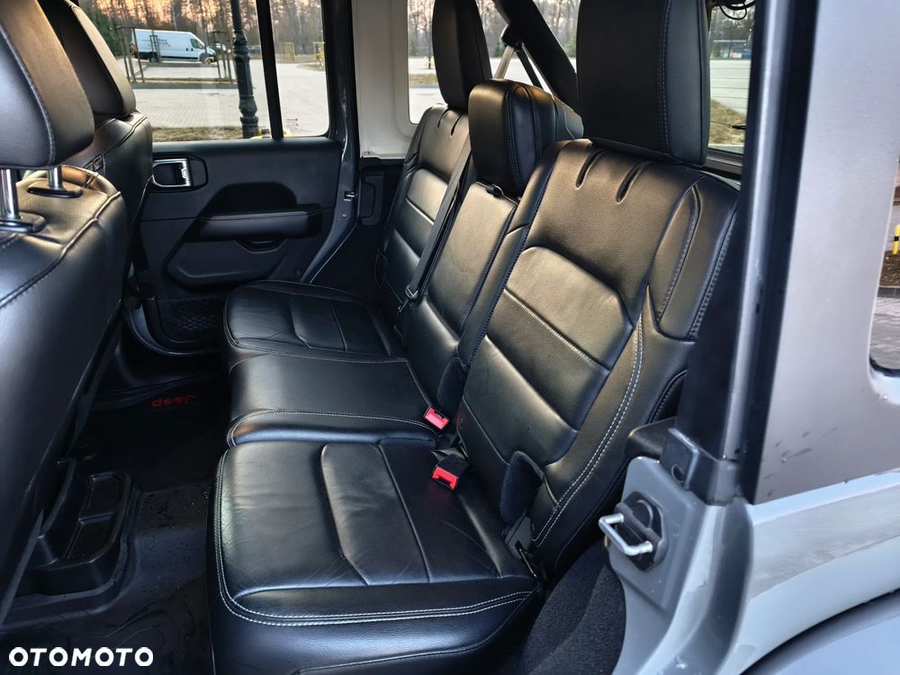 Jeep Wrangler 3.6 Unlim Rubicon EU6 - 17