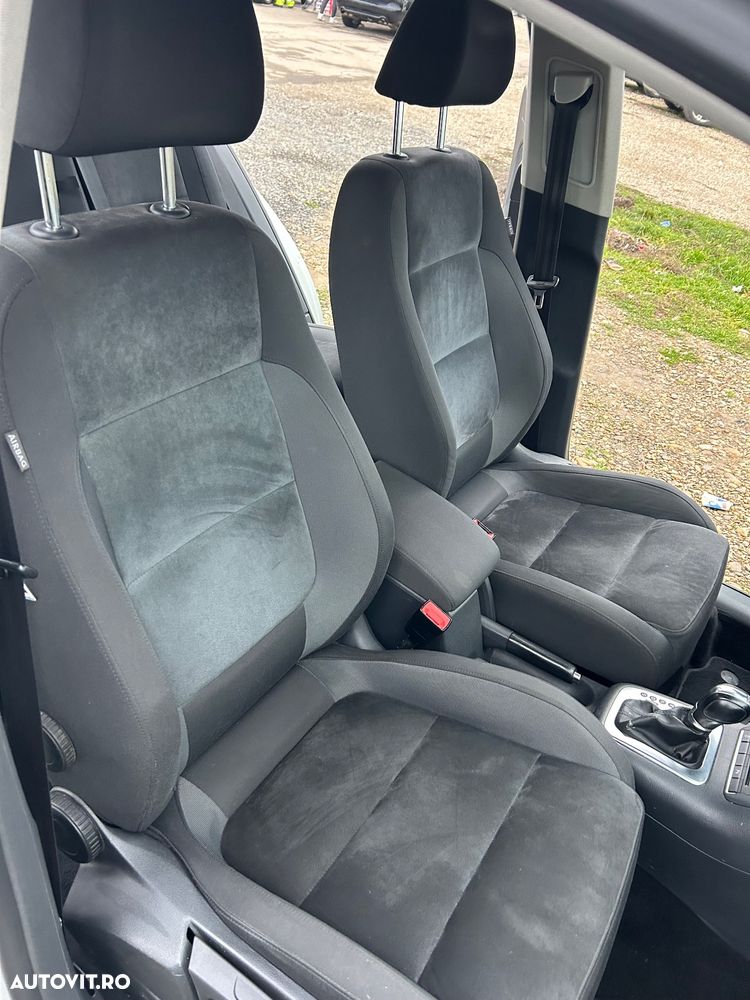 Volkswagen Golf Plus 1.6 TDI DPF DSG Highline - 8