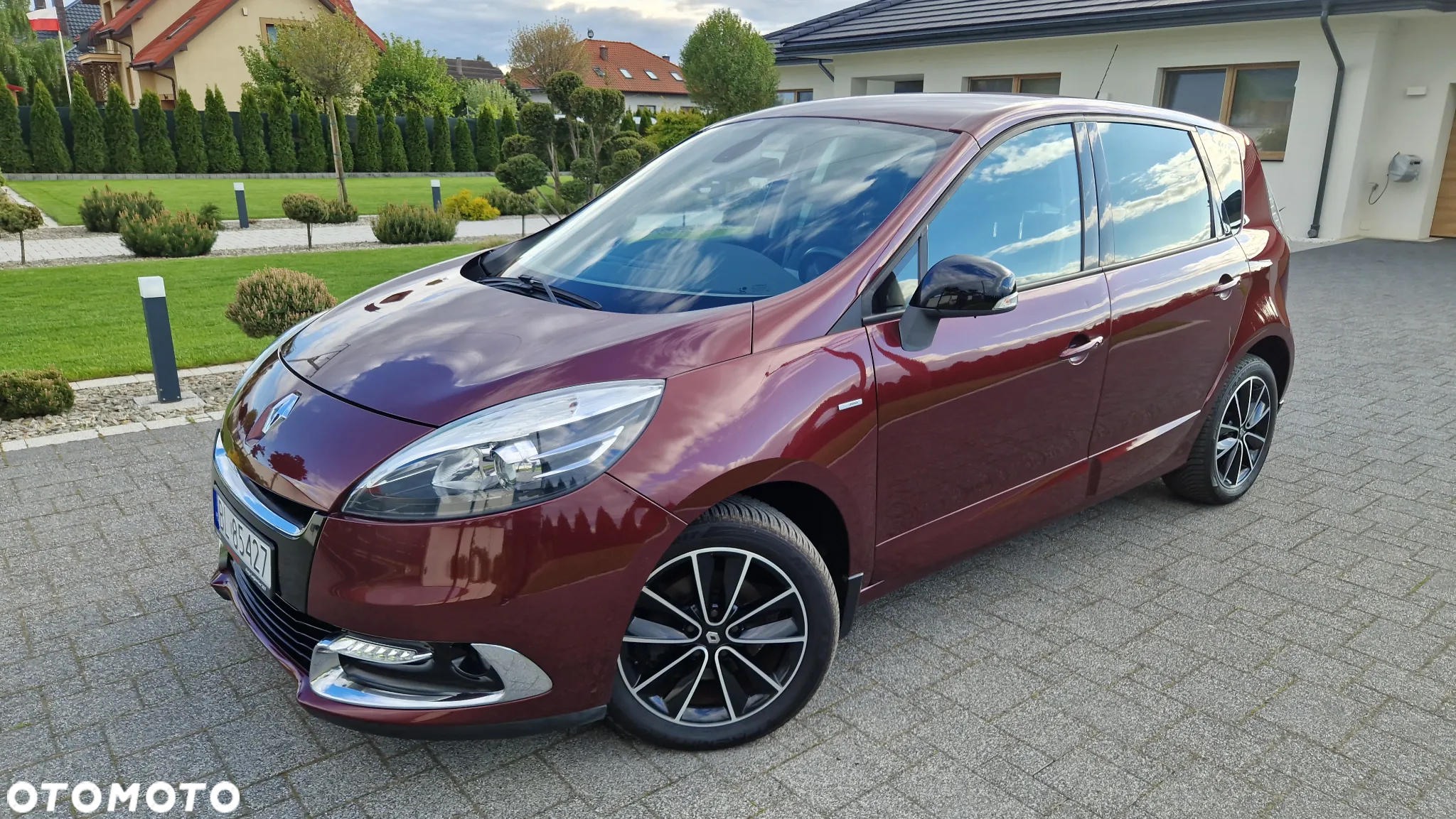 Renault Scenic ENERGY TCe 115 Bose Edition - 34