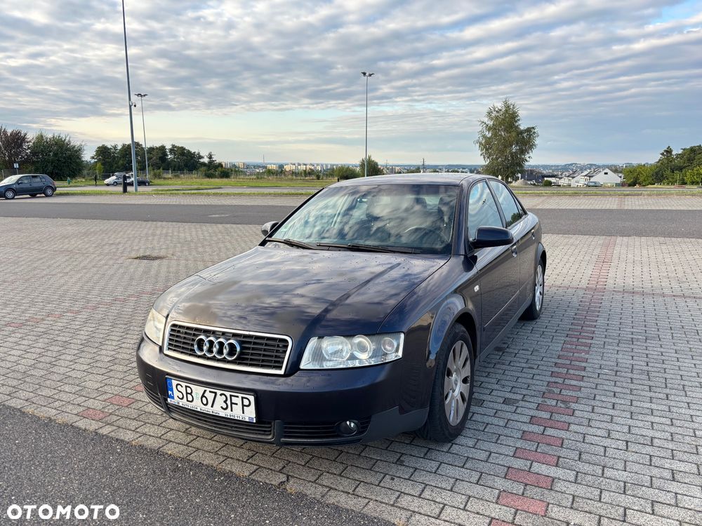 Audi A4 Limousine - 2