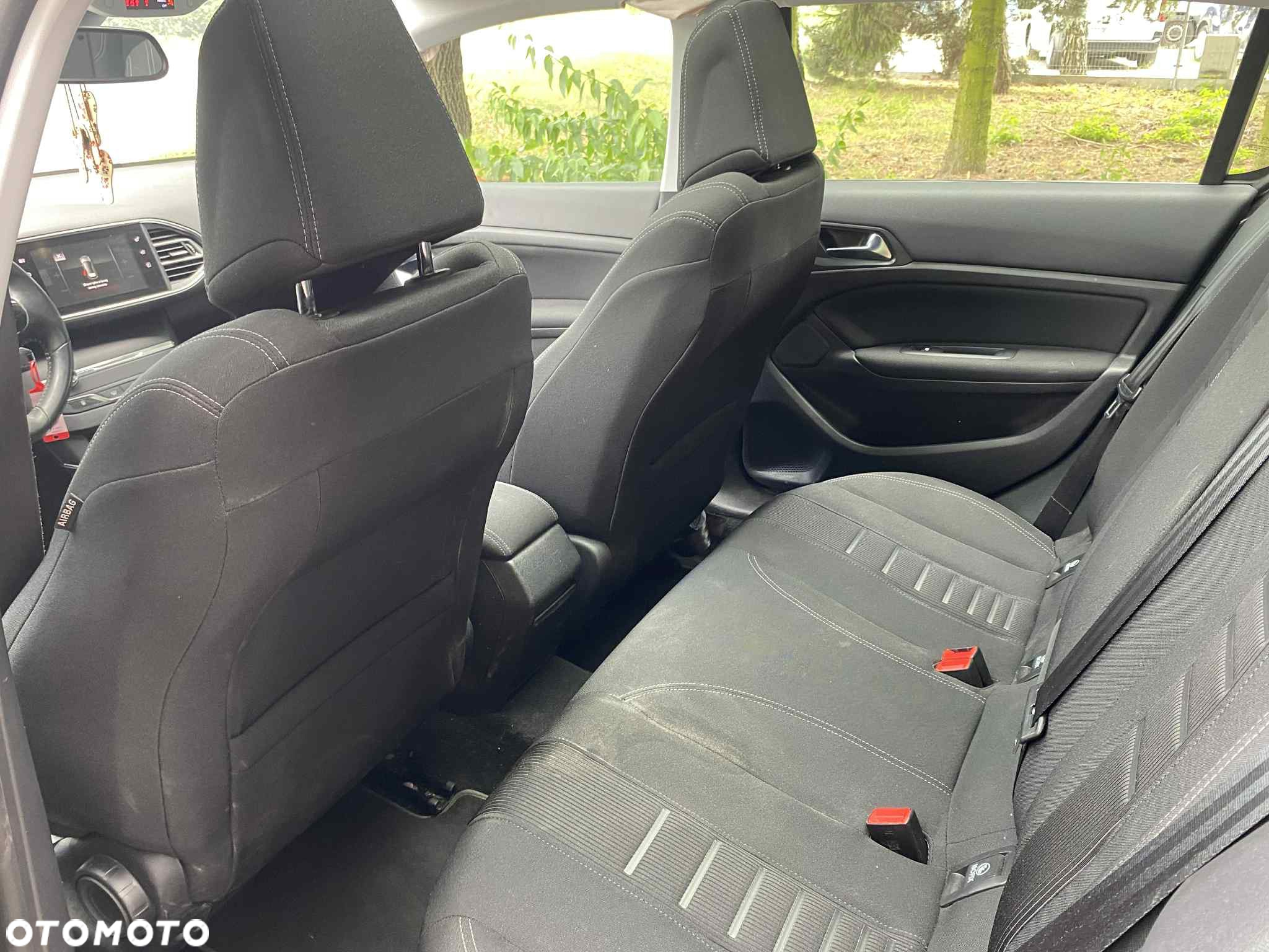Peugeot 308 125 THP Allure - 14