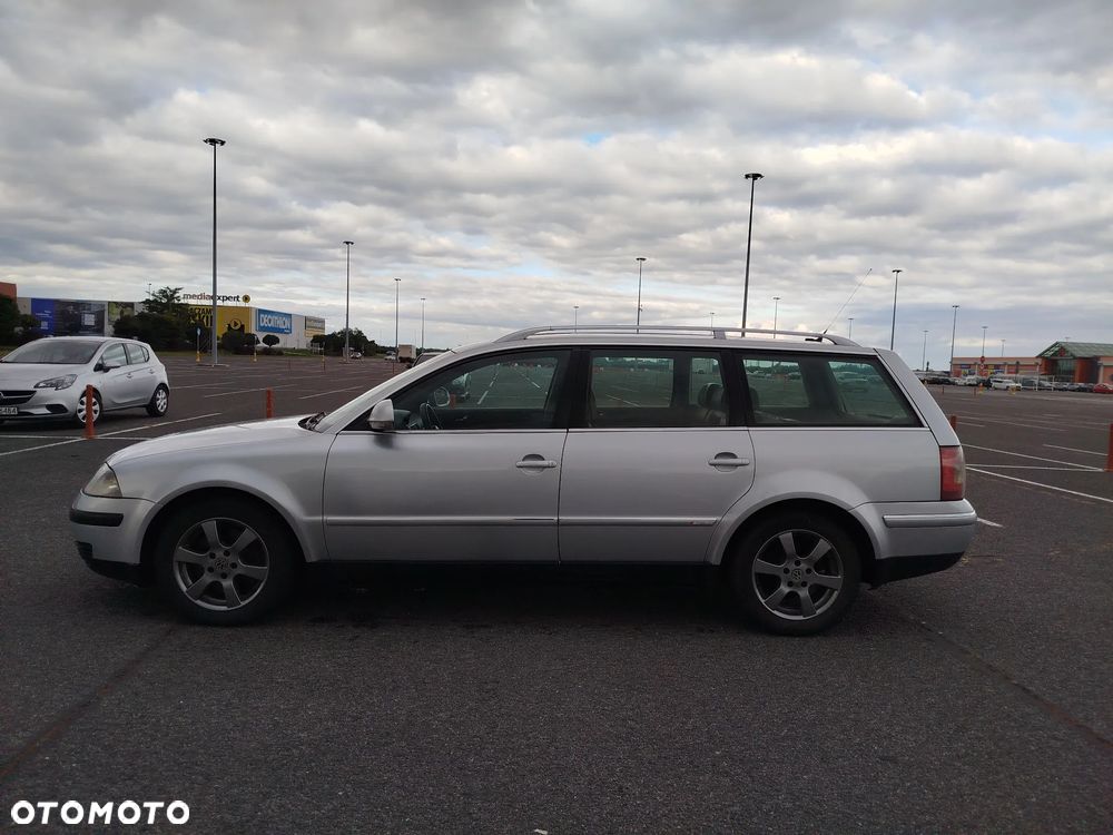 Volkswagen Passat - 20
