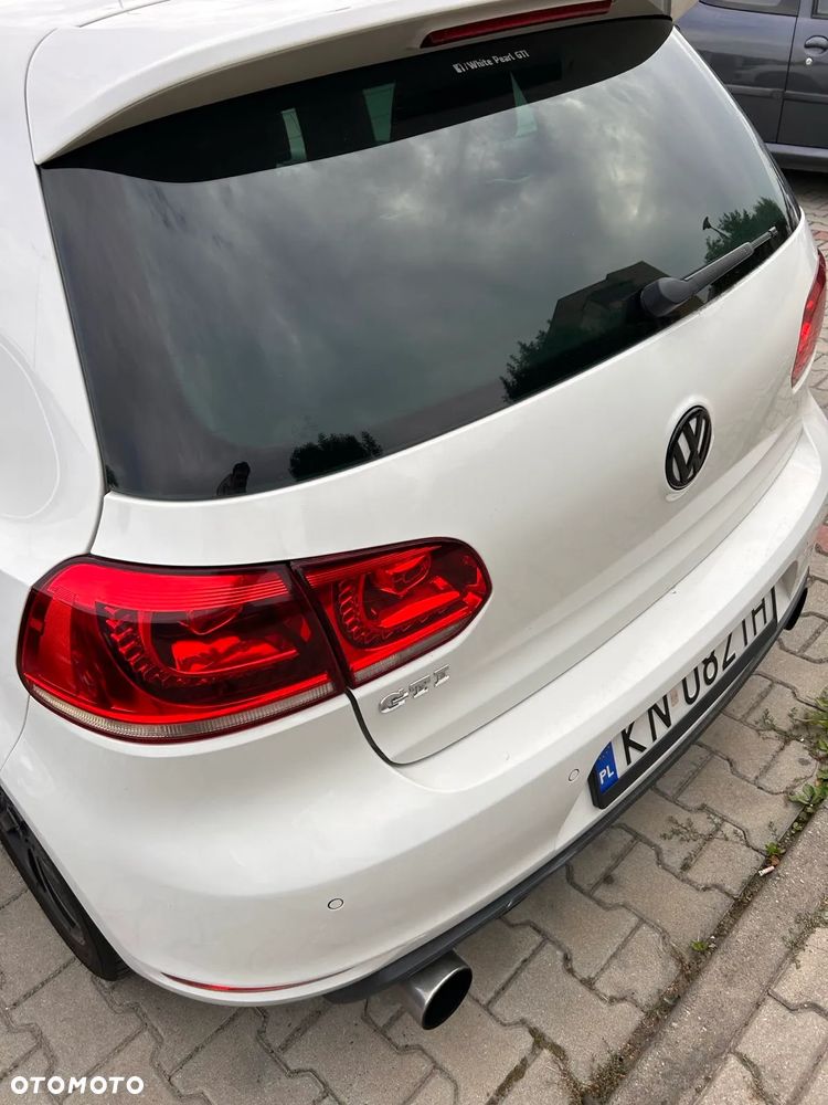 Volkswagen Golf VI 2.0 TSI GTI DSG - 20