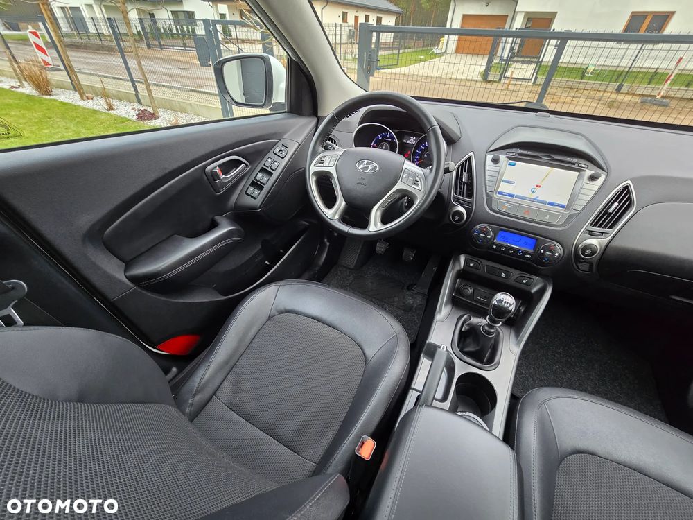 Hyundai ix35 - 22