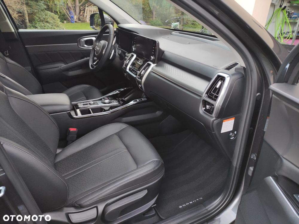Kia Sorento 1.6 T-GDI HEV Prestige Line - 32