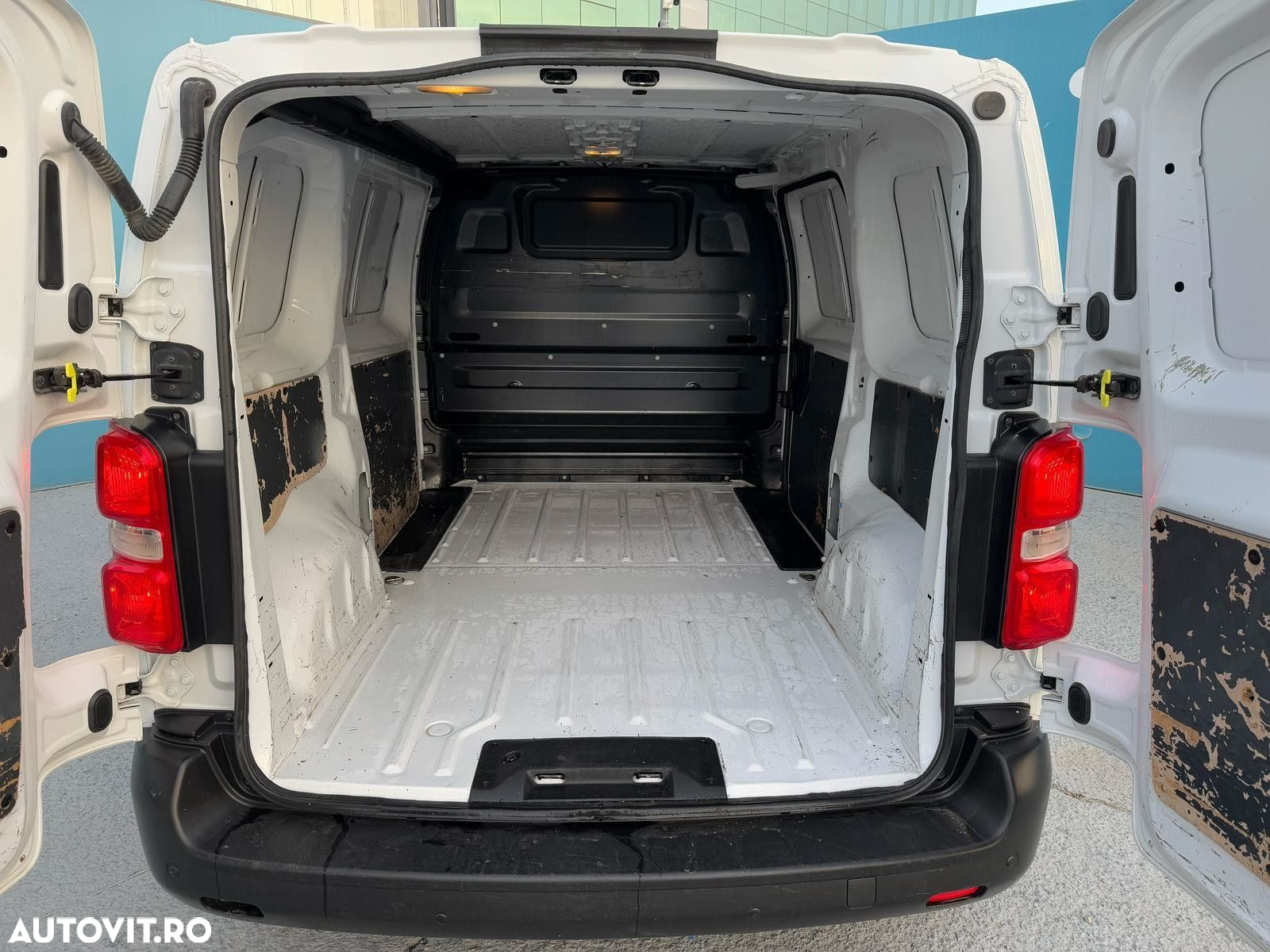 Toyota Proace - 13