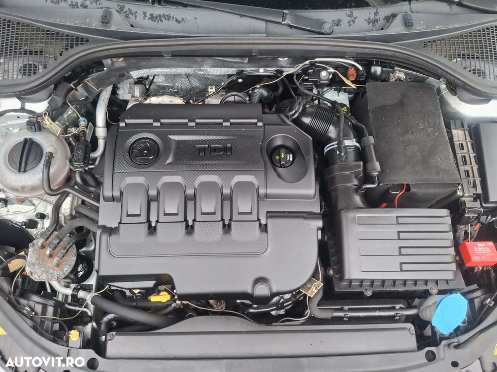 Skoda Octavia 2.0 TDI Premium Edition - 10