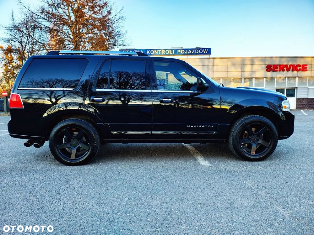 Lincoln Navigator 5.4 4x4 - 9