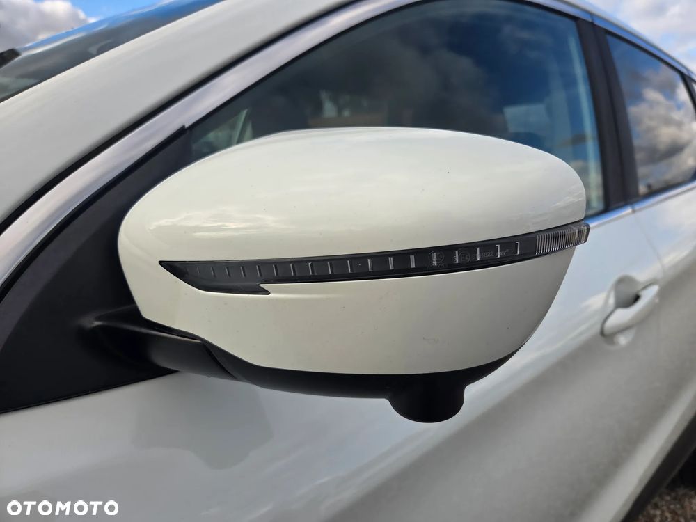 Nissan Qashqai 1.6 DIG-T Tekna - 15