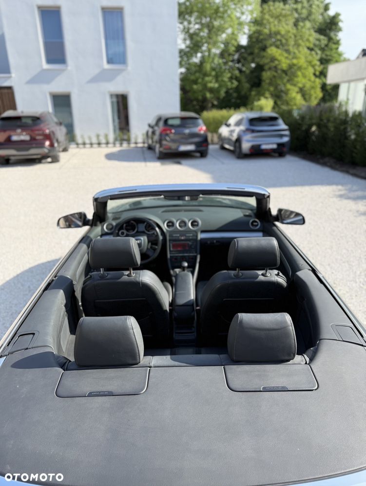 Audi A4 Cabrio 2.0 TDI DPF - 8
