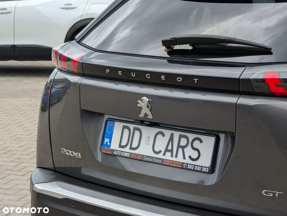 Peugeot 2008 PureTech 130 EAT8 GT - 16