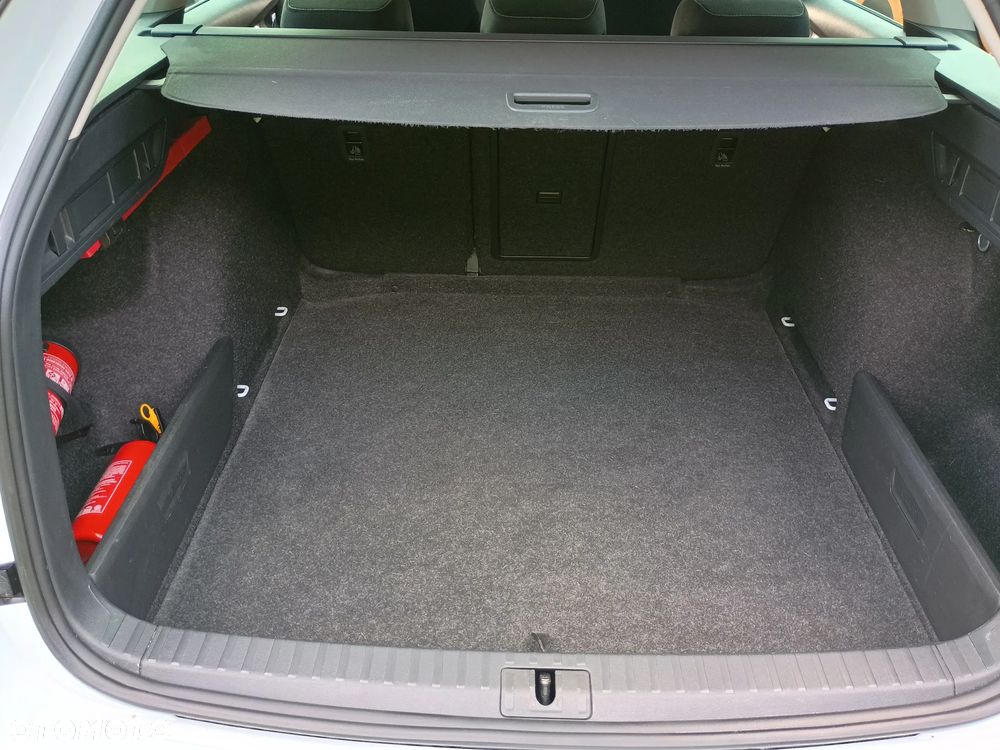 Skoda Octavia 1.5 TSI ACT Style - 37