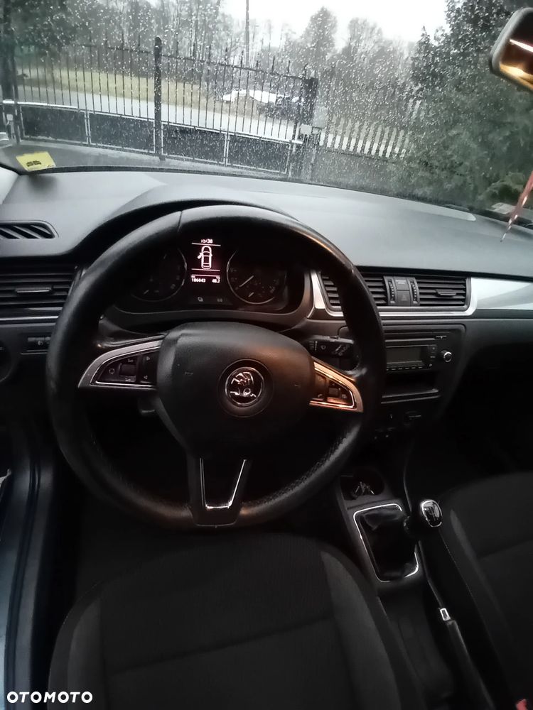 Skoda RAPID 1.6 TDI DPF Ambition - 7