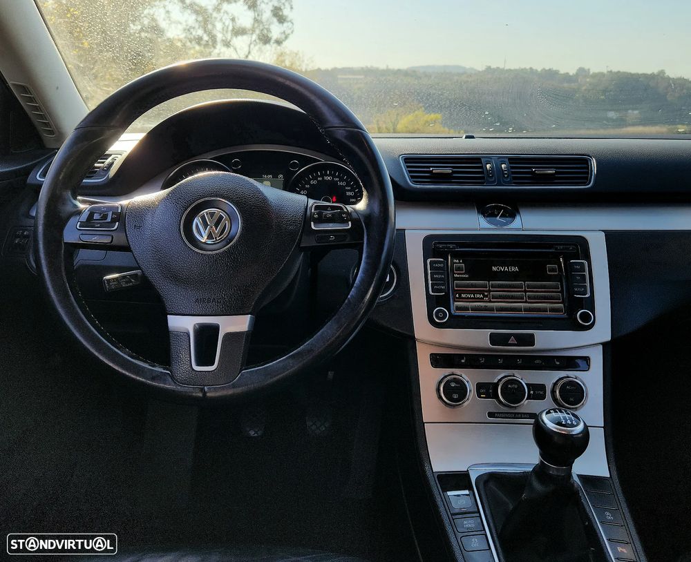 VW Passat 2.0 TDI Highline - 8