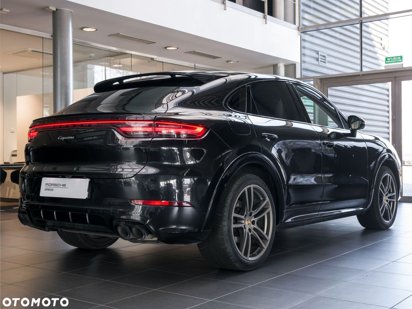 Porsche Cayenne Coupe - 3