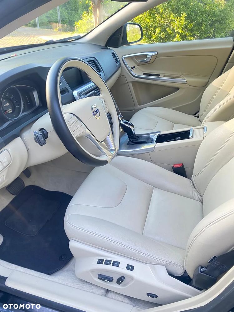 Volvo S60 T5 Drive-E Base - 5