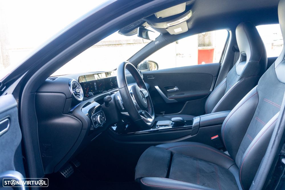 Mercedes-Benz A 180 7G-DCT AMG Line - 14