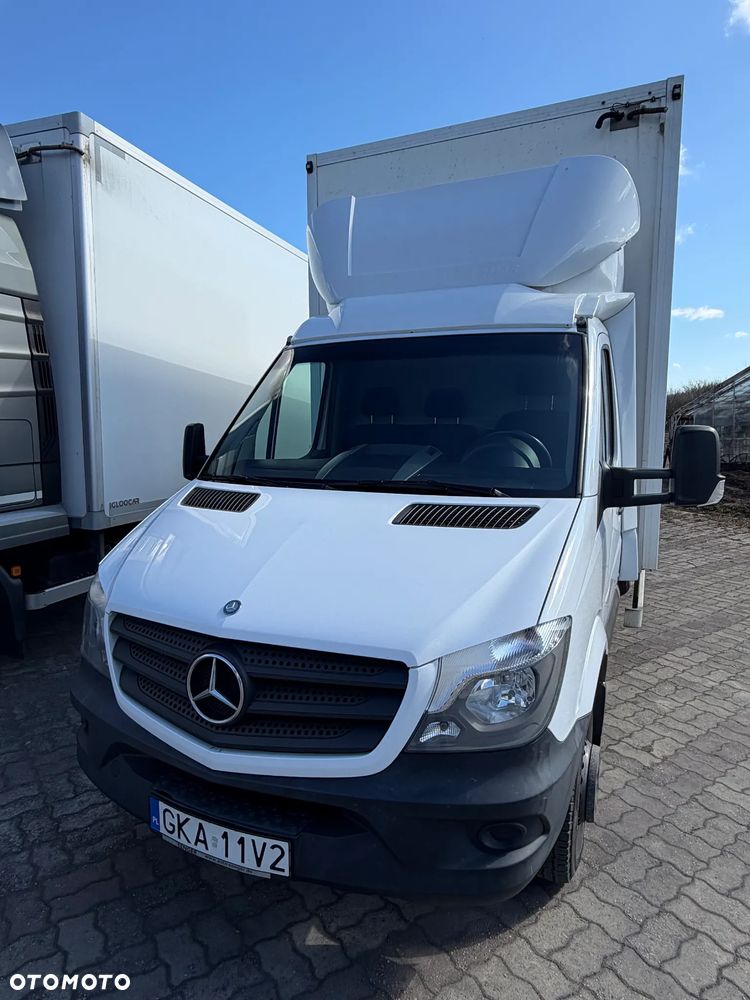 Mercedes-Benz Sprinter - 14