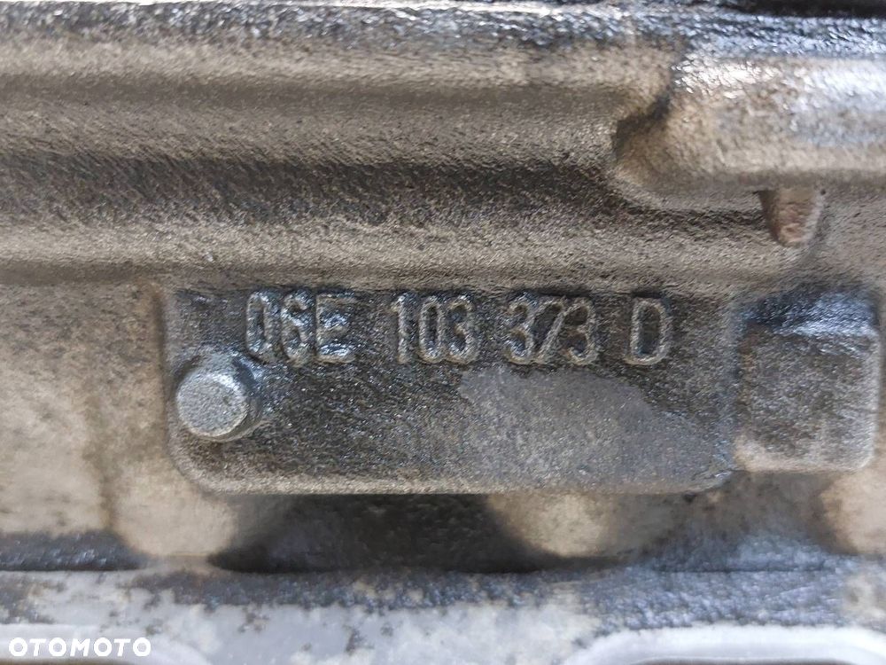 GŁOWICA + POKRYWA ZAWORÓW AUDI A6 C6 2.4 V6 BDW 06E103373D - 3