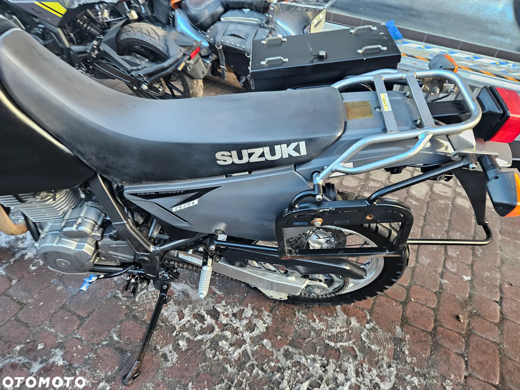 Suzuki DR - 9