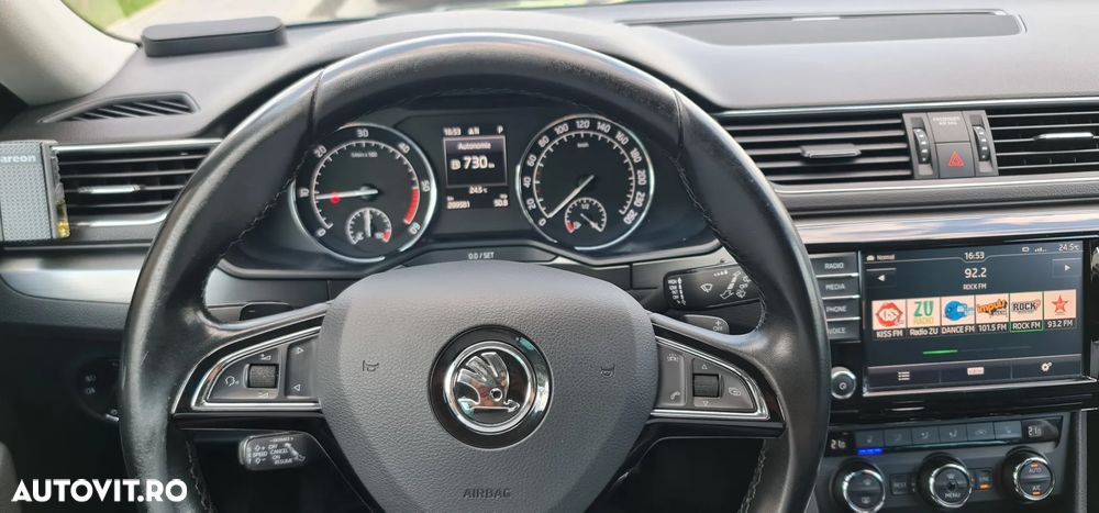Skoda Superb 2.0 TDI DSG 4X4 Ambition - 7