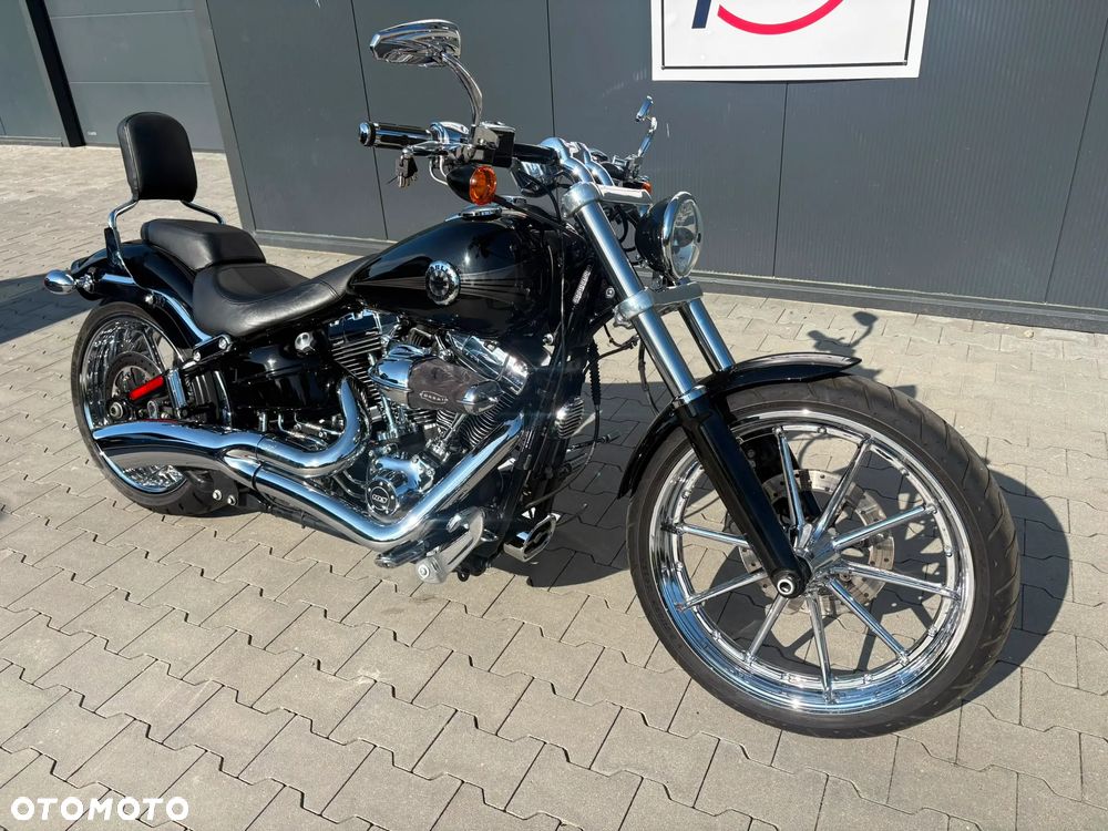 Harley-Davidson FXSB Breakout - 5