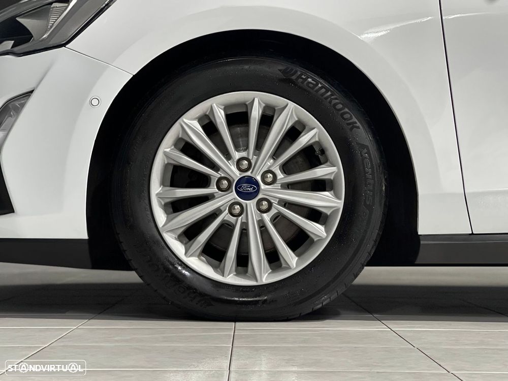 Ford Focus 1.5 TDCi EcoBlue Titanium - 13