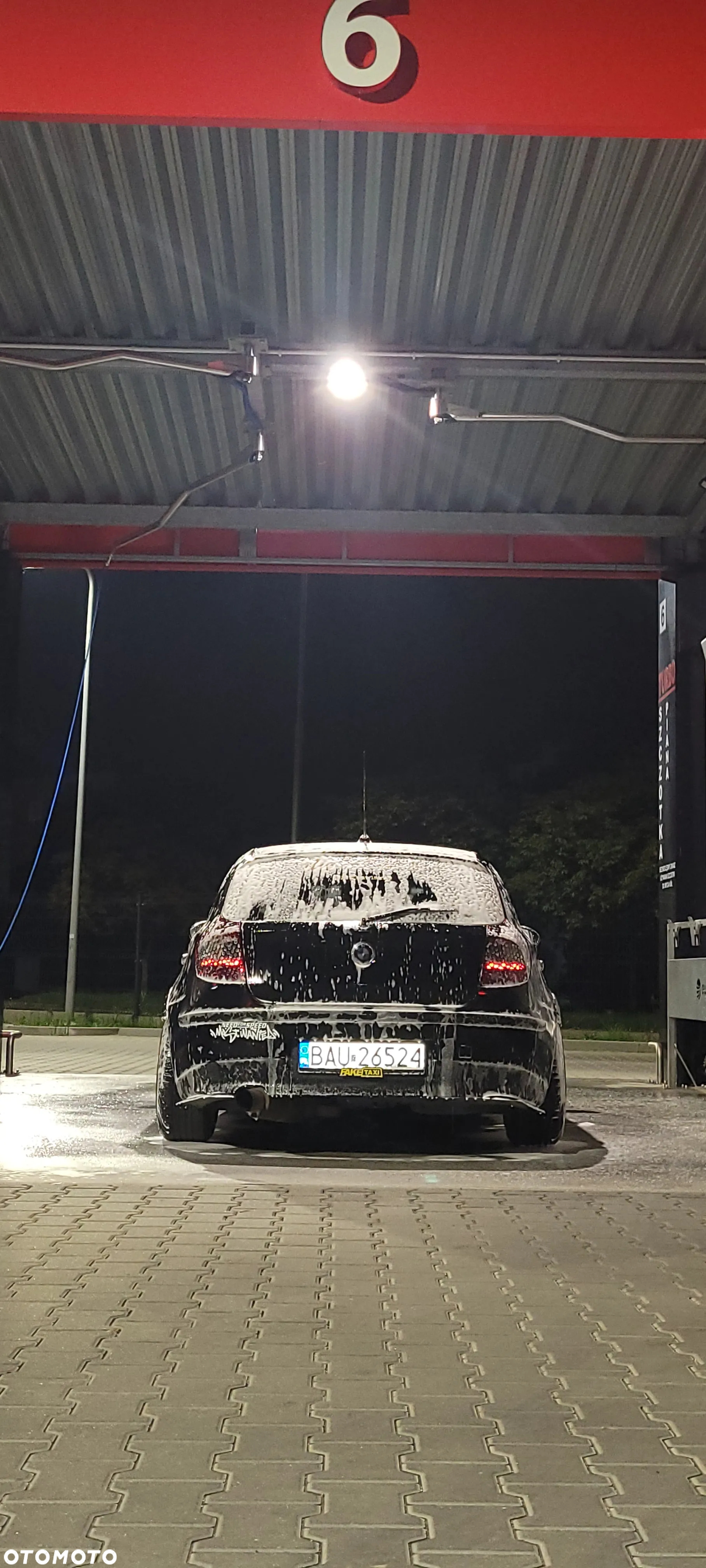 BMW Seria 1 116i - 24