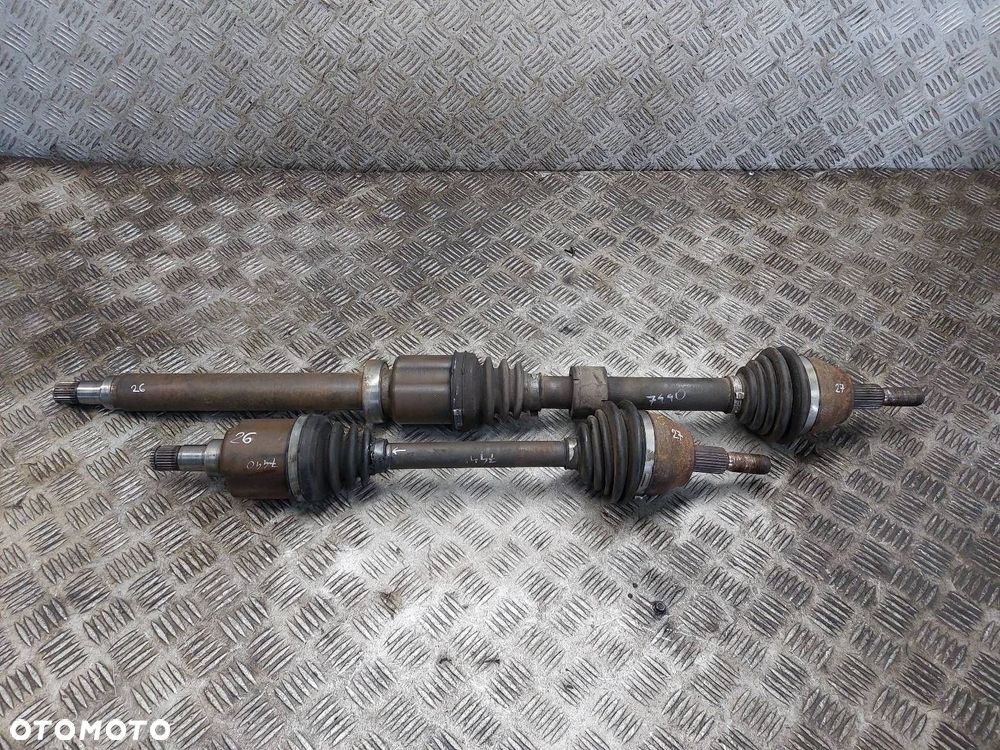 PÓŁOŚ LEWY PRZÓD + PRAWY PRZÓD 6B FORD FOCUS MK3 1.6 TDCI KRÓTKA DŁUGA - 1